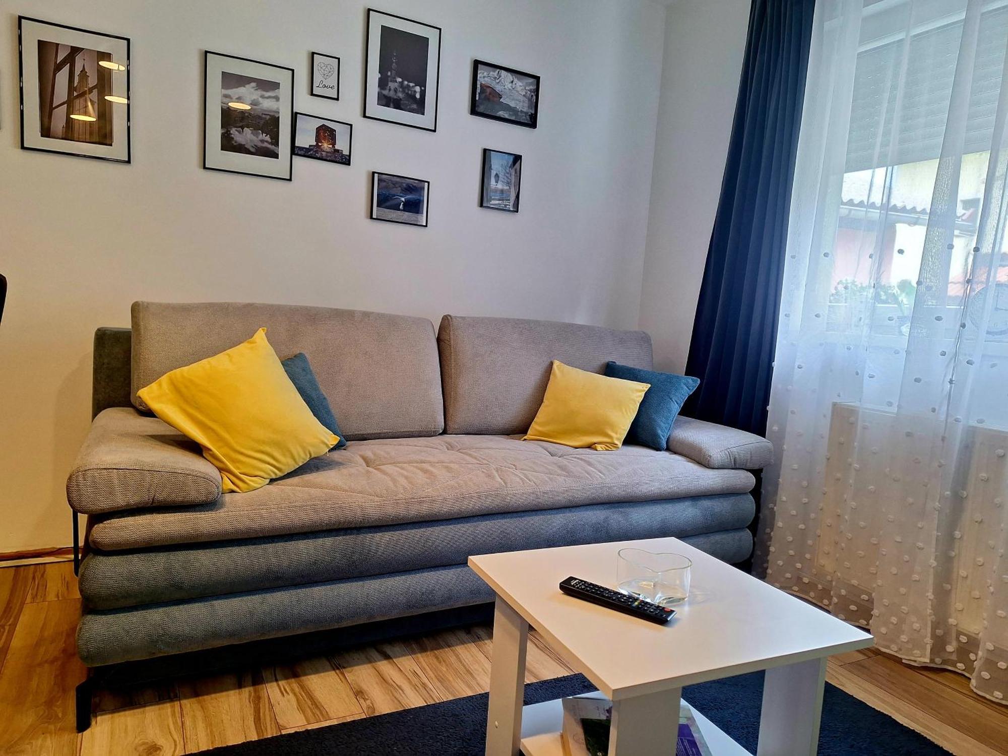 Gospic Riverside Apartment Extérieur photo